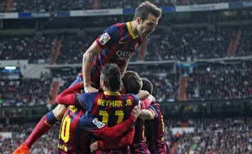 Barcelona's players celebrating at Santiago Bernabéu last Sunday.