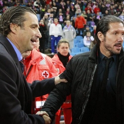 Who will the Argentinean dugout battle: Pizzi or Simeone? 