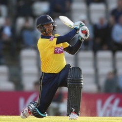 Owais Shah Excellent knock of 64 vs Middlesex