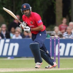 Ravi Bopara Sterling all round performance for Essex