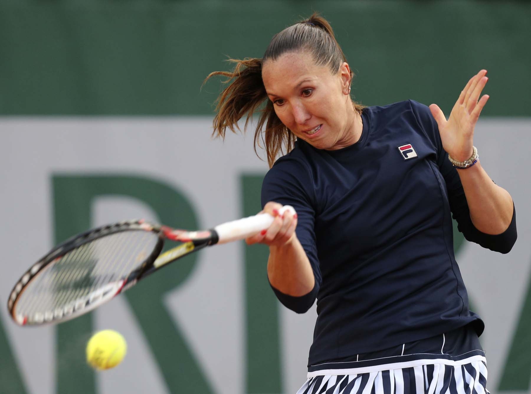 Jelena Jankovic is facing a difficult match against Cirstea