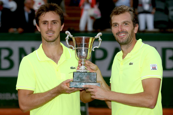 Roger-Vasselin and Benneteau with Roland Garros 2014 trophy