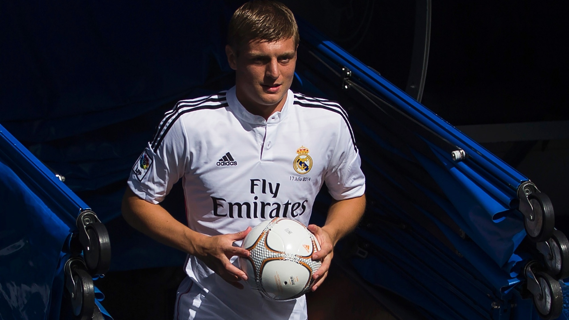 Will Toni Kroos be able to make a stand at Real Madrid's strong midfield line?
