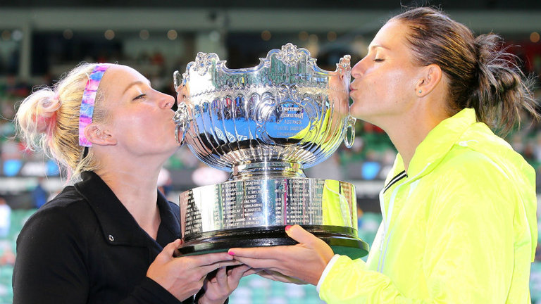 Safarova Lucie and Mattek Sands Bethanie Australian Open Womens Doubles Title Winners